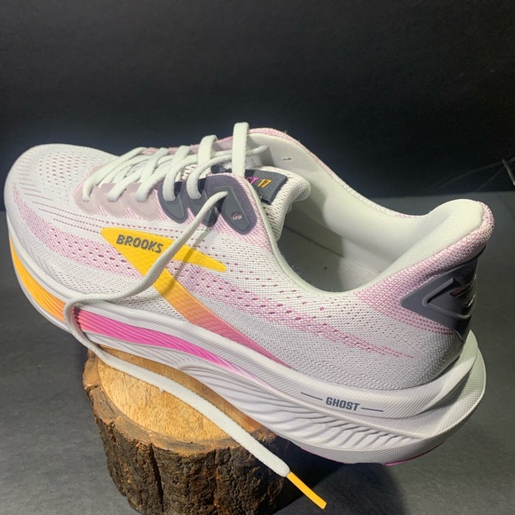 Brooks Ghost 17 Women’s Gray Pink Running Walking Sneakers Size- 11 - Picture 2 of 12